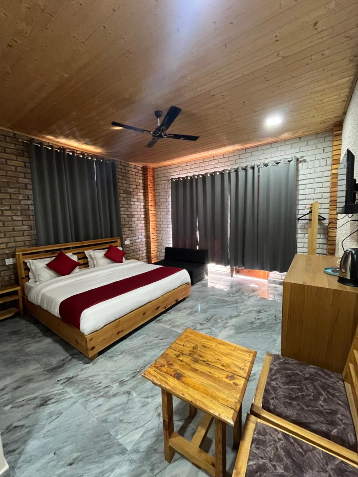 Hotel Paul Villa Bīr Extérieur photo